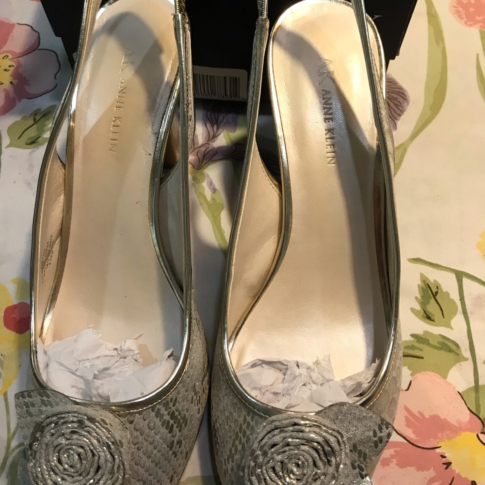 Open toe high heels